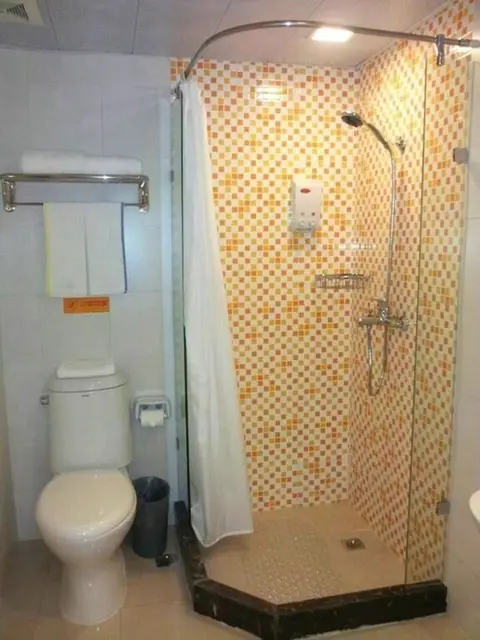 Чжанцзяцзе: Home Inn Zhangjiajie Meridian Road Daqiao Road