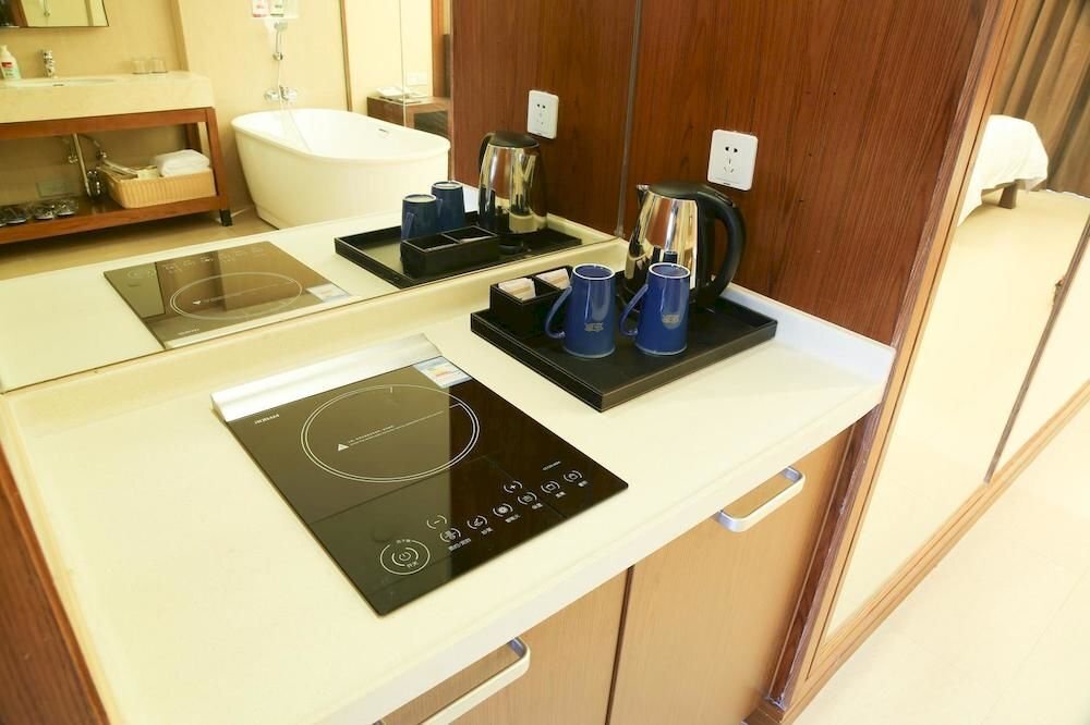 Хойчжоу: Tujiasiweideng Holiday Hotel