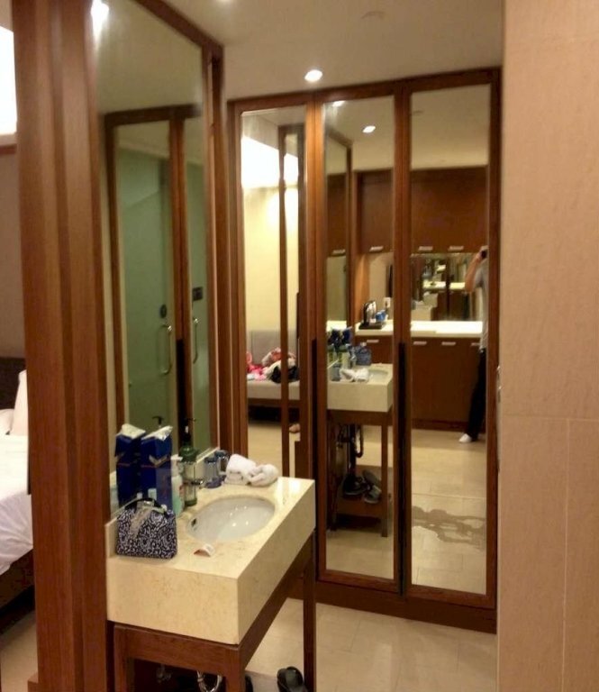 Хойчжоу: Tujiasiweideng Holiday Hotel