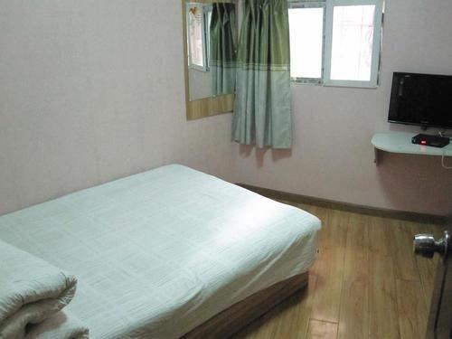 carousel image 5