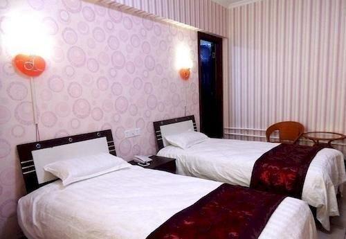 Лоян: Xincheng Express Hotel Luoyang Railway Station