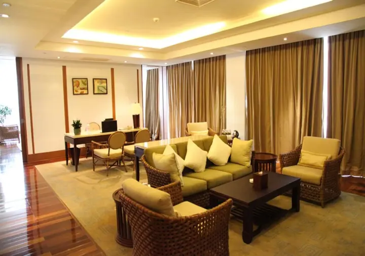 Цюнхай: BFA Hotel