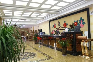Лоян: Heluo Sunshine Culture Theme Hotel