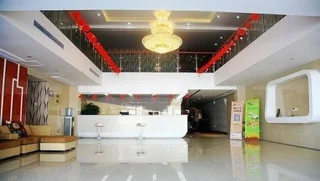 Цзинин: Thank Inn Plus Hotel Shandong Jining Zoucheng Red Star Macalline