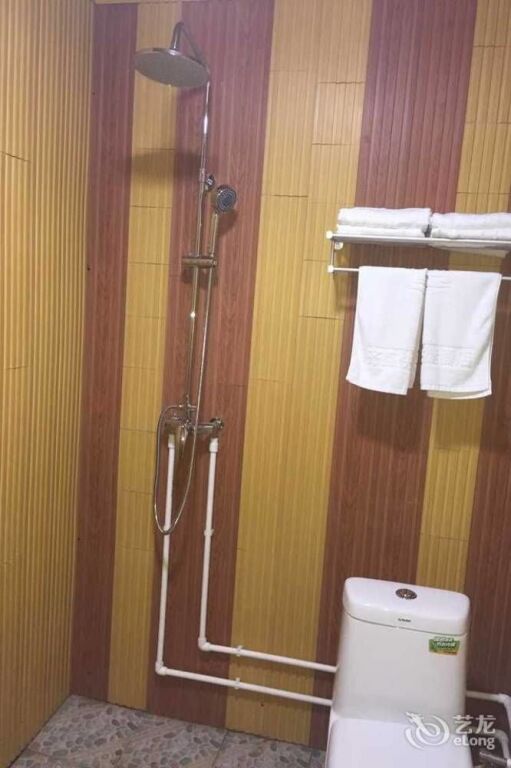 Лоян: Qi Sheng Inns Hotels