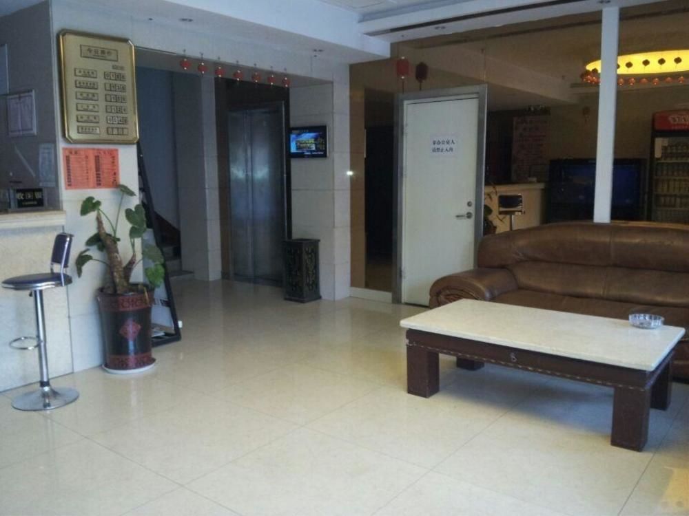 Синьсян: Xinxiang 988 Hotel (No. 2 Middle School and Second Hospital Branch)