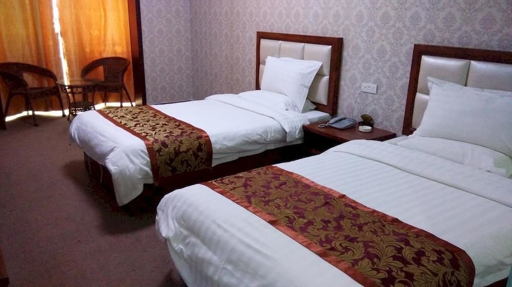 Лоян: Yanshi 7 Star Express Hotel