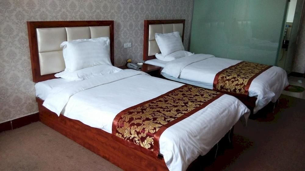 Лоян: Yanshi 7 Star Express Hotel