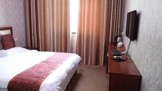 Лоян: Yanshi 7 Star Express Hotel