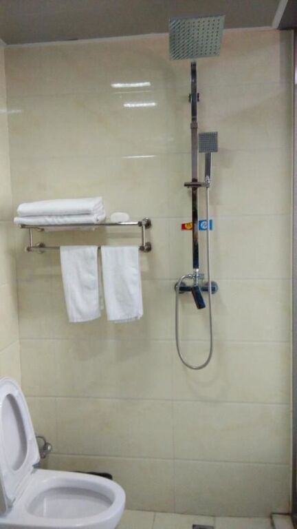 Лоян: Yanshi 7 Star Express Hotel