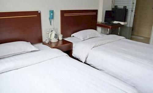 Уху: Wuhu Qianlong Hotel