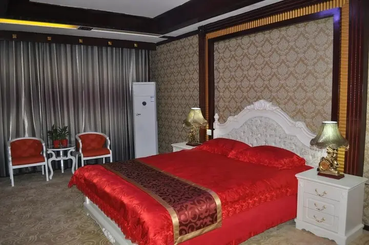 Лоян: Qianxiangyuan Express Hotel