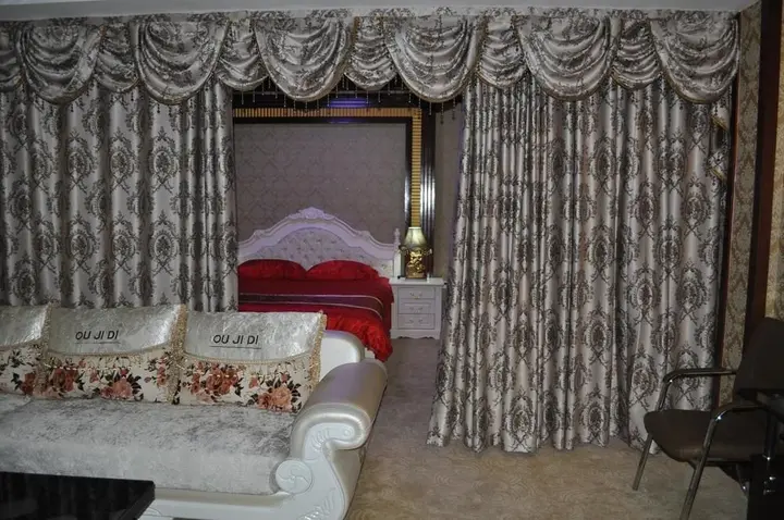 Лоян: Qianxiangyuan Express Hotel
