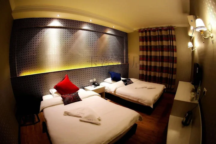 Юйси: Yuxi Hotel