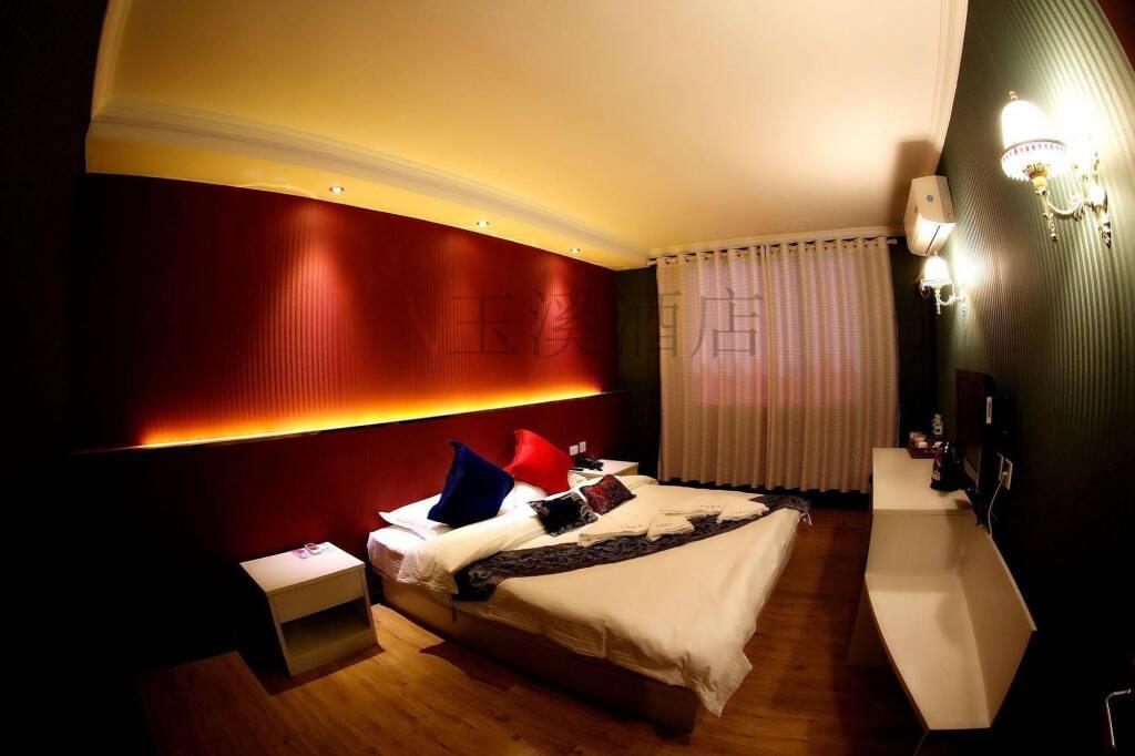 Юйси: Yuxi Hotel