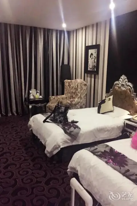 Лоян: Victoria Hotel