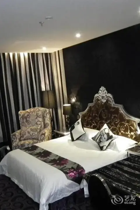 Лоян: Victoria Hotel
