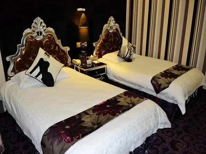 Лоян: Victoria Hotel