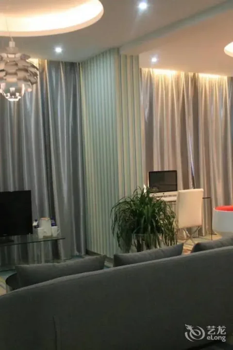 Лоян: Victoria Hotel