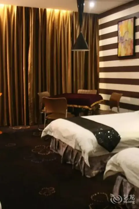 Лоян: Victoria Hotel