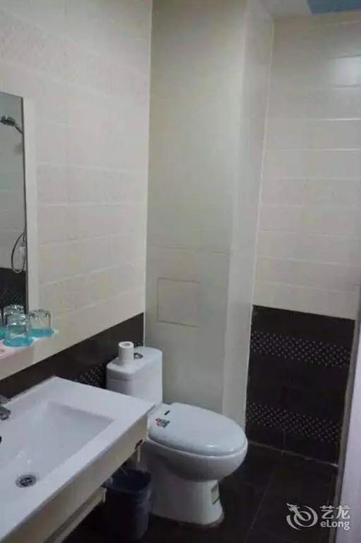 Вэйфан: Ziyu Jinghua Commercial Hotel