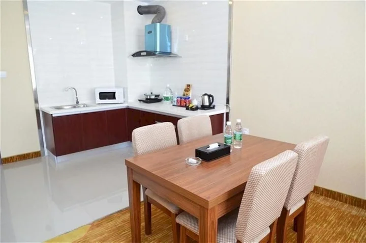 Шицзячжуан: Lantuo Business Hotel