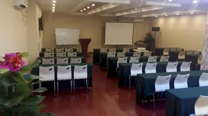 Шицзячжуан: Lantuo Business Hotel