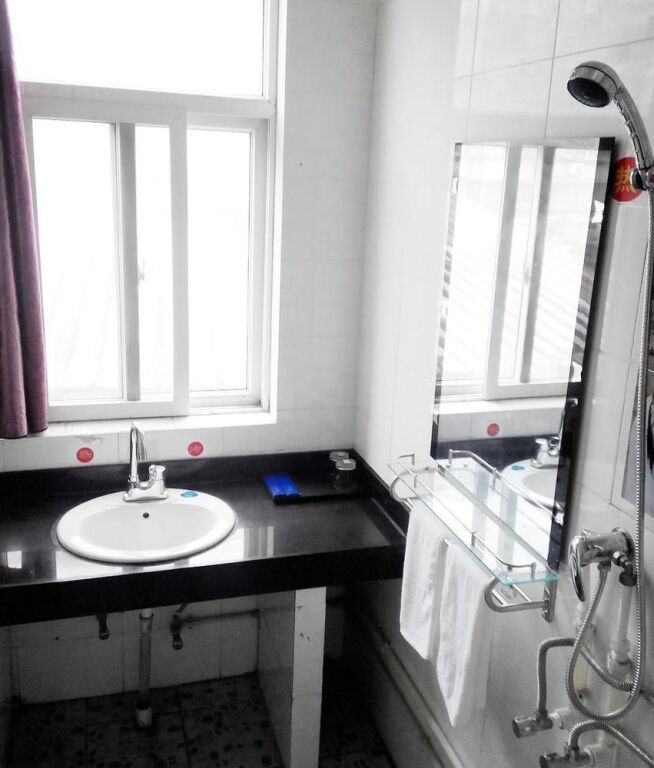 Лоян: Luoyang Lerujia Hotel