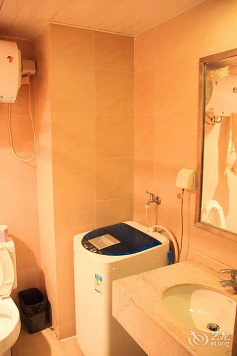 Чунцин: Chongqin Yijia Inn Nan'an Convention Center