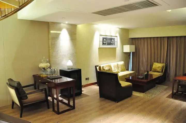 Шэньян: Top Elites City Resort Spa Hotel