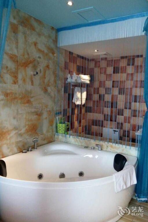 Синьян: Xinyang Jin Hanting Hotel