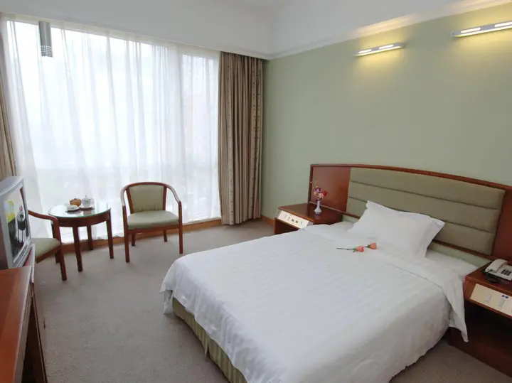 Гуанчжоу: New Tianhe Hotel