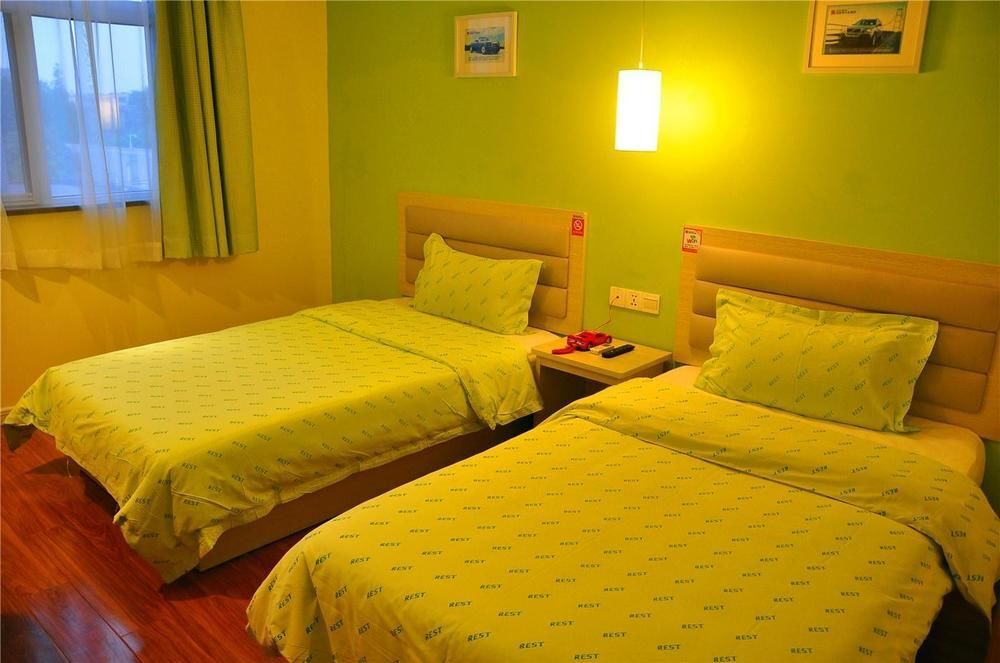 Лоян: Rest Motel