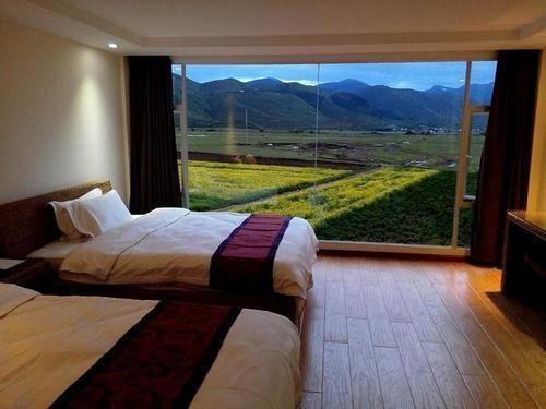 Шангри-Ла: Dream House Inn