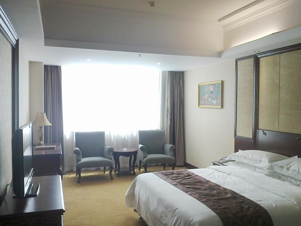 Яньань: Vienna International Hotel