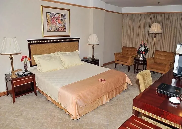 Наньян: Oriental Hyat Hotel