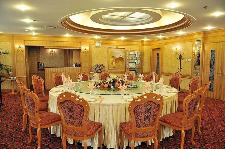 Наньян: Oriental Hyat Hotel