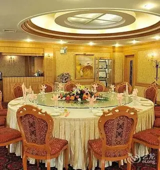 Наньян: Oriental Hyat Hotel