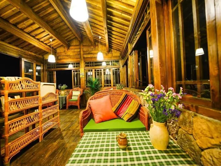 Дали: Dali Yuehai Shanqi Inn