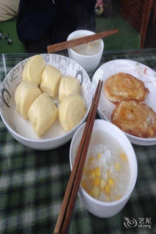 Дали: Dali Yuehai Shanqi Inn