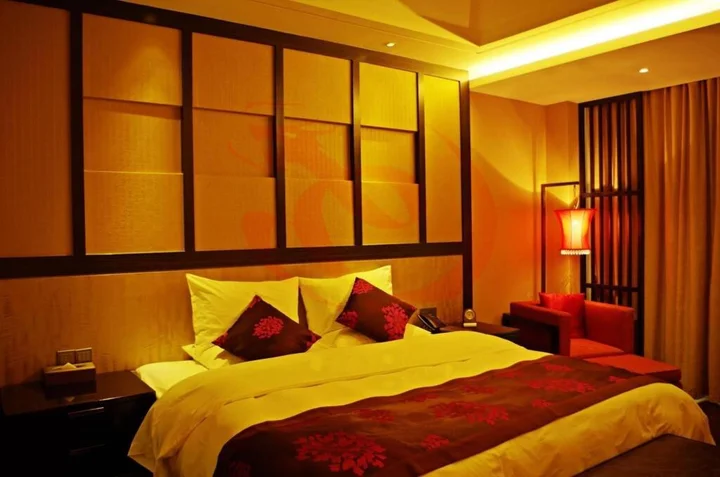 Каили: Kaili Longdu Jingyi International Hotel