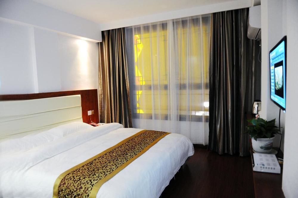Чжанцзяцзе: Zhangjiajie Tianfu Hotel