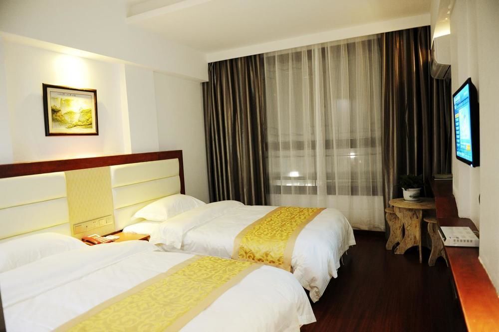 Чжанцзяцзе: Zhangjiajie Tianfu Hotel