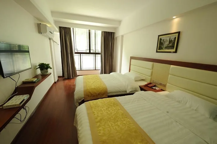 Чжанцзяцзе: Zhangjiajie Tianfu Hotel