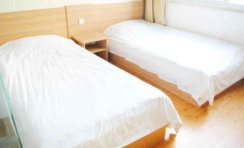 Шицзячжуан: Shijiazhuang Yiju Hotel