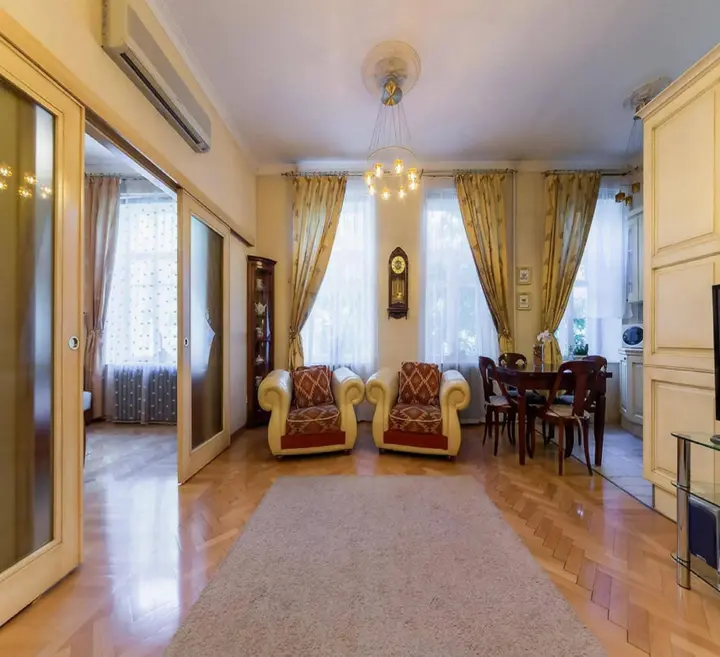 Москва: LikeHome Апартаменты Тверская