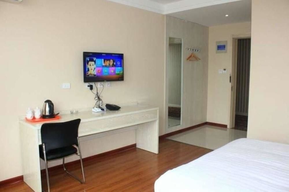 Лоян: Feiyingte Hotel