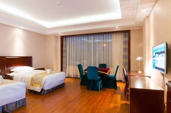 Синин: St. Treasure Luxury Qinghai China
