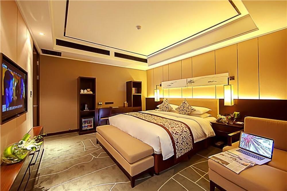 Чжэнчжоу: Zhengzhou St. Regis Xiyue International Hotel
