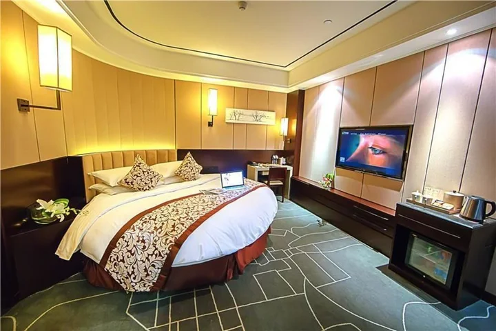 Чжэнчжоу: Zhengzhou St. Regis Xiyue International Hotel